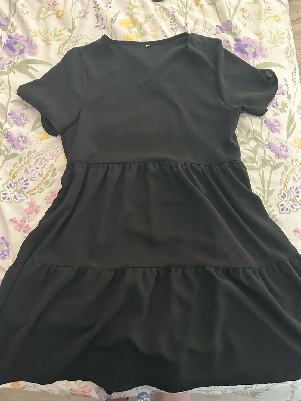 Amazon Black V-Neck Tiered Short Sleeve Dress